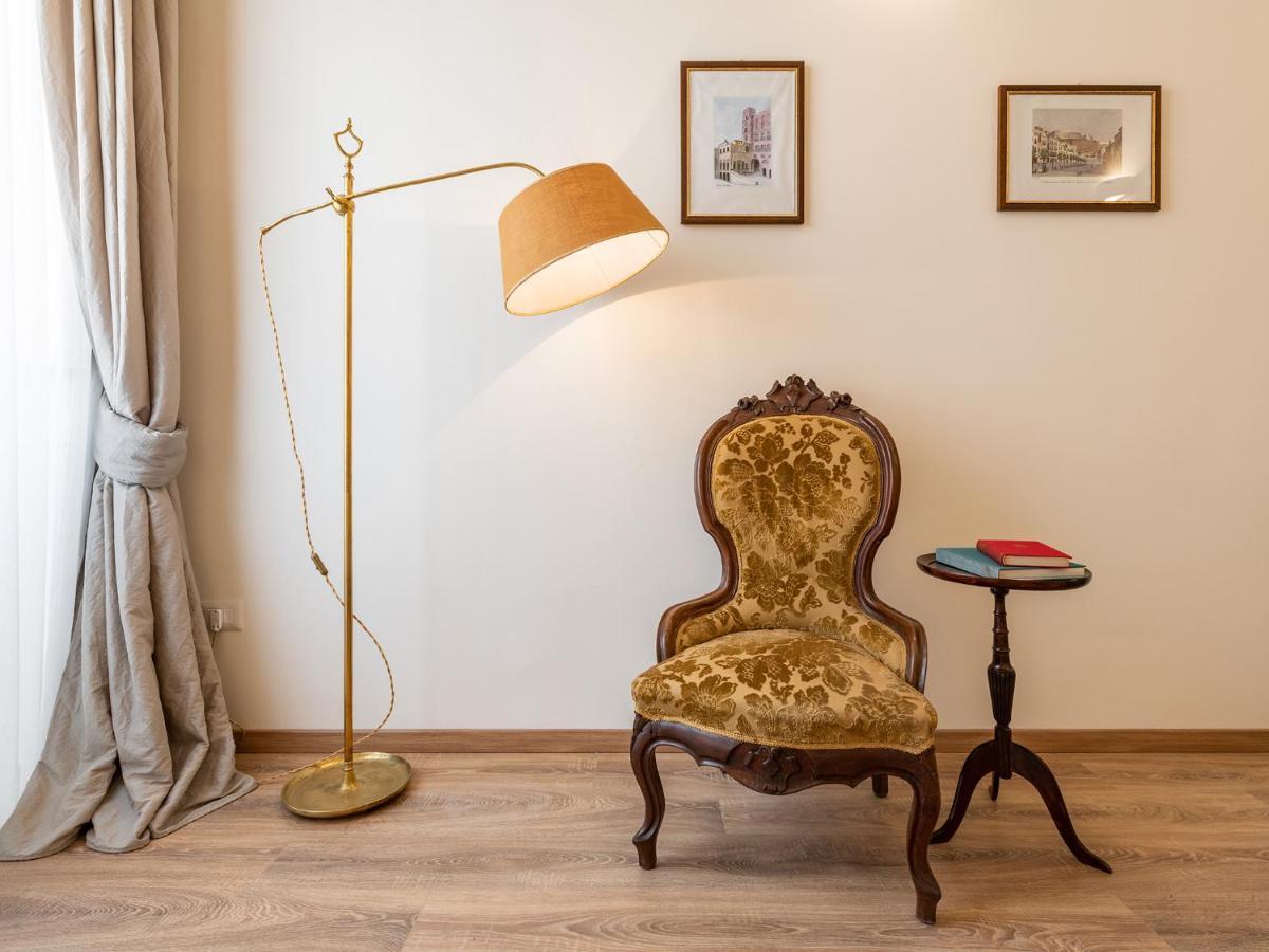 B&B Palazzo Merello Cagliari Buitenkant foto
