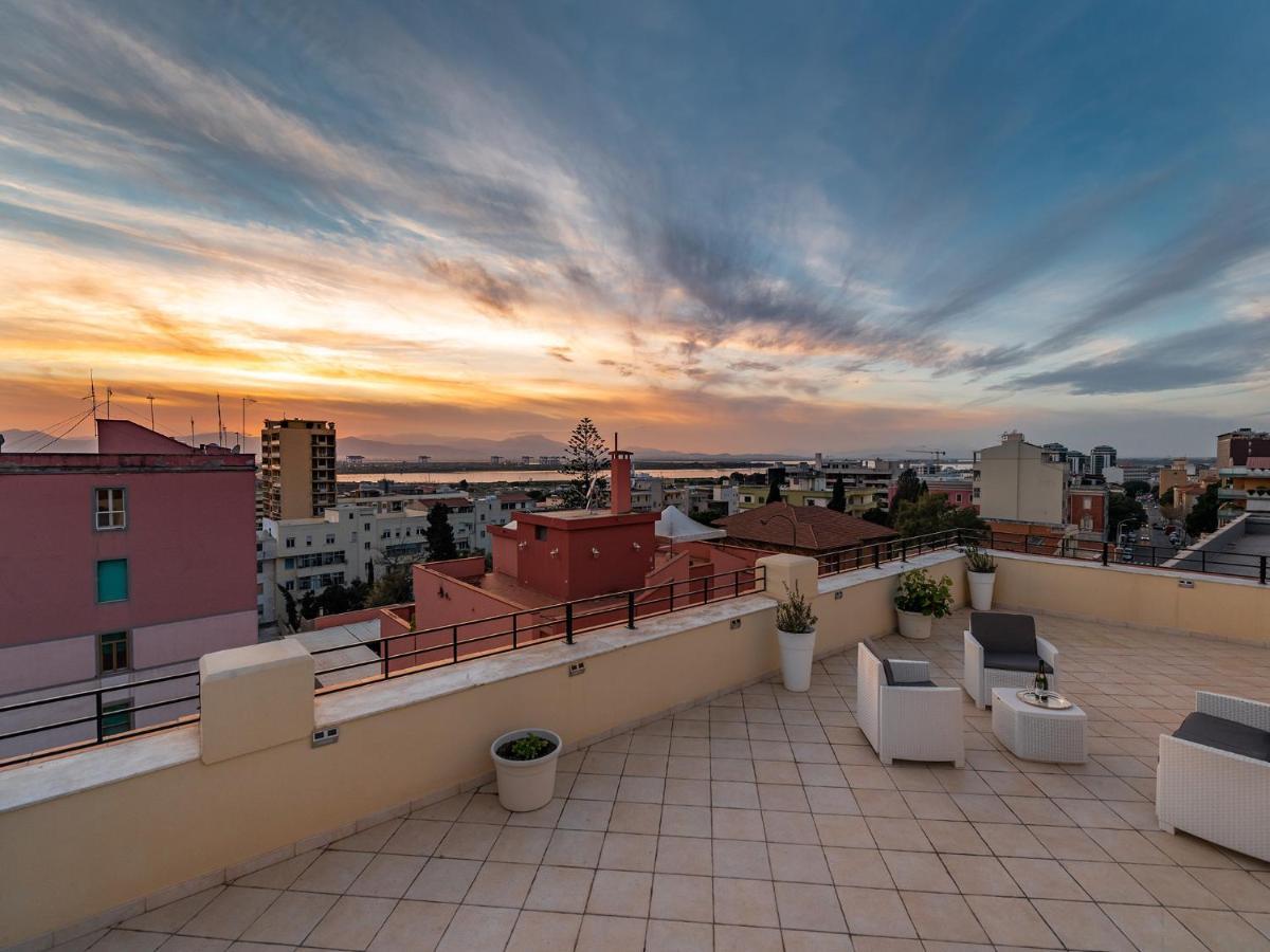 B&B Palazzo Merello Cagliari Buitenkant foto